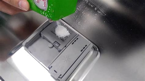 LG Dishwasher – Using Detergent and Additives